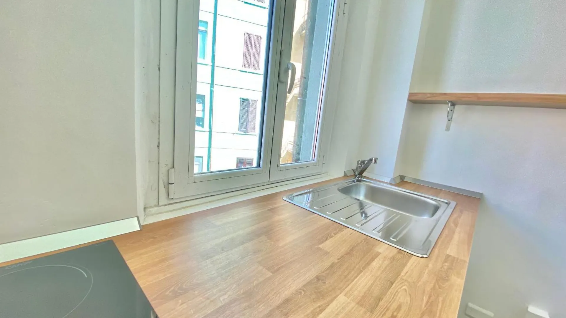 Washington Home 106 Milan Apartment