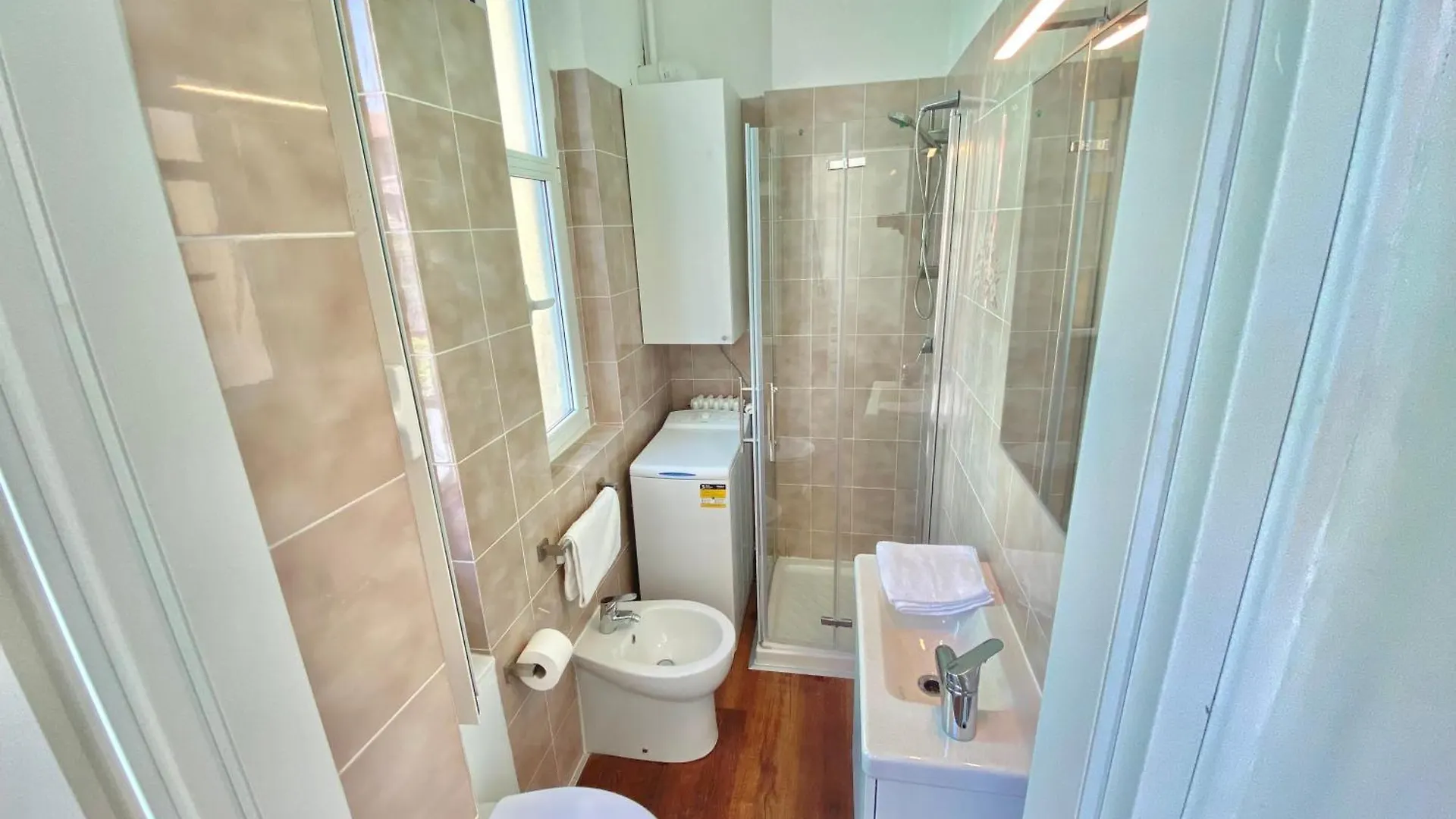 Apartment Washington Home 106 Milan Italy